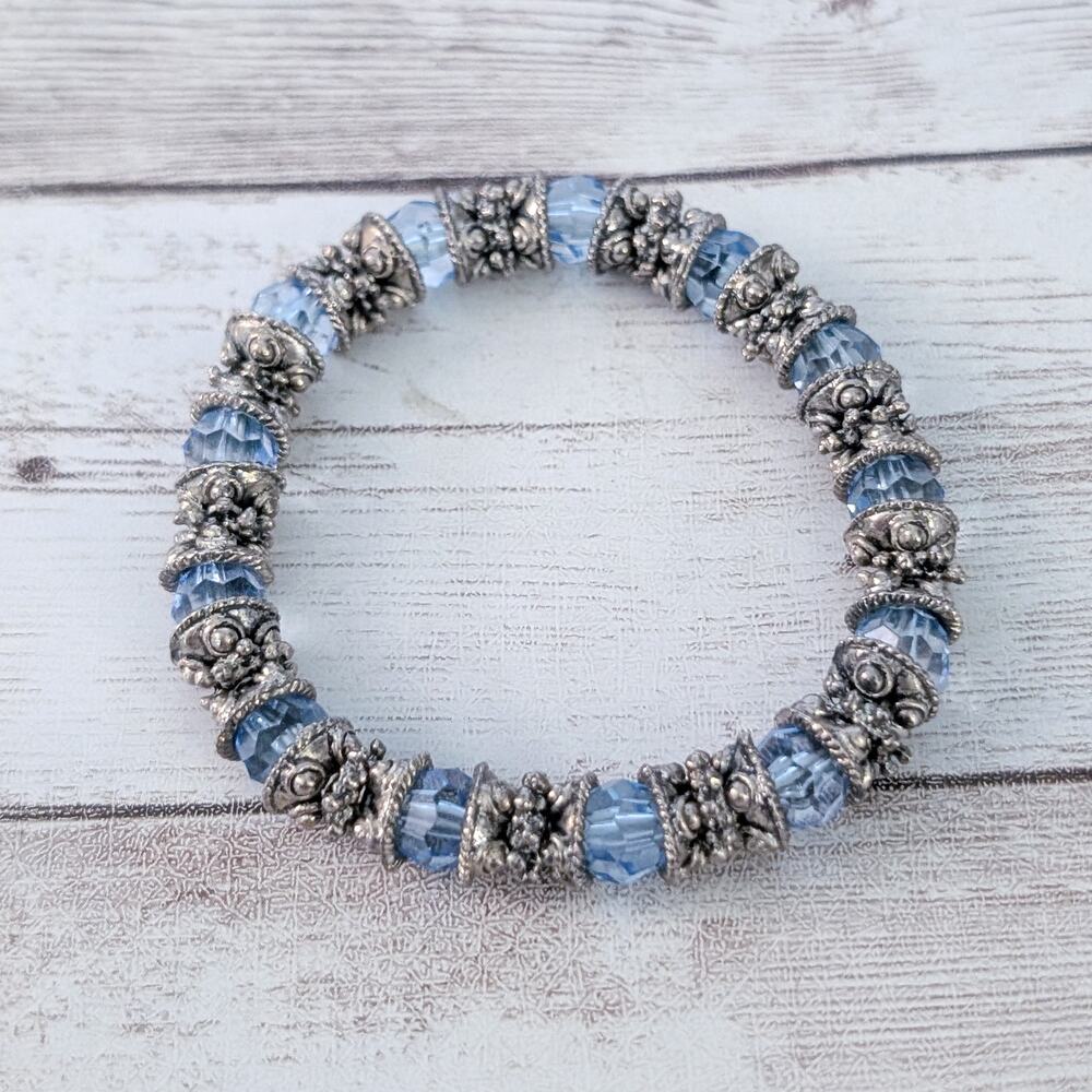 Vintage Stretch Bracelet Blue Beads & Dark Silver Tone/Grey Metal